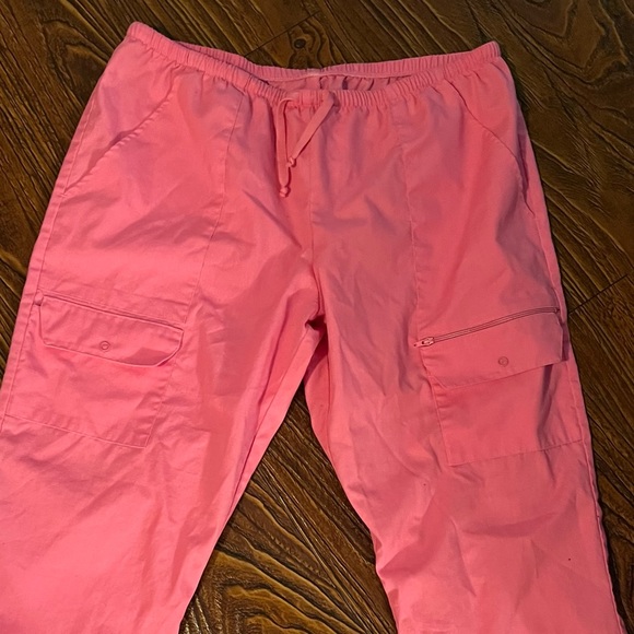 #16 Pink Scrubwear pants with drawstring and pockets - Picture 1 of 5